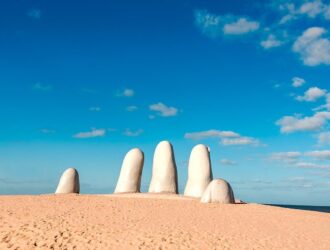 la mano punta del este