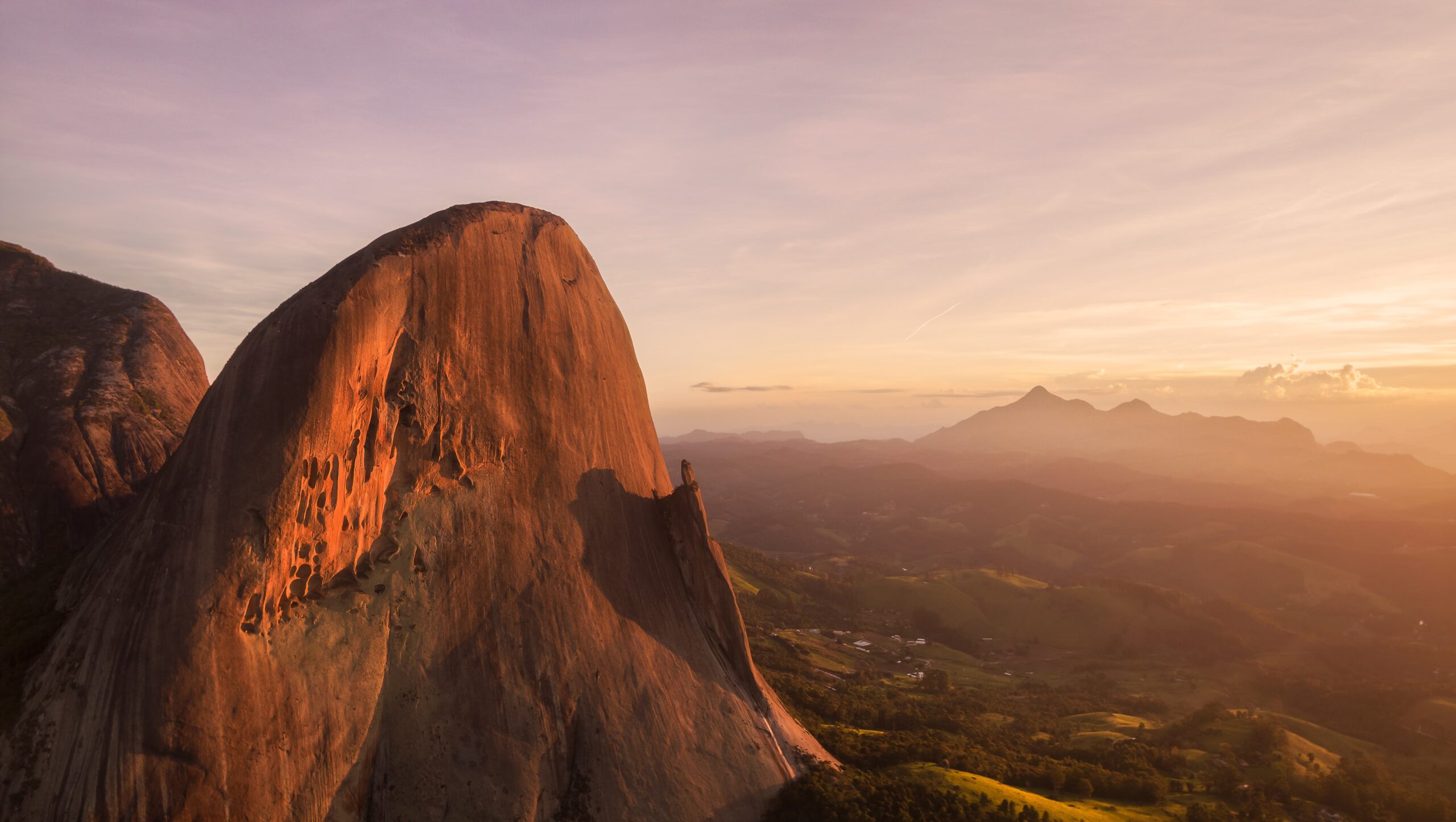 vista aérea da pedra azul no espírito santo