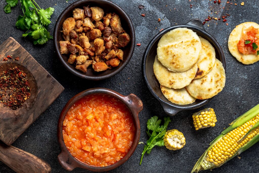 Foto de fonda paisa, de la gastronomia local colombiana, una de las cosas que hacer en el Eje Cafetero.
