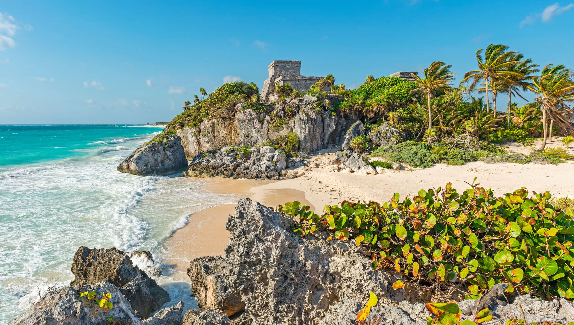 ancient mayan ruins in tulum mexico