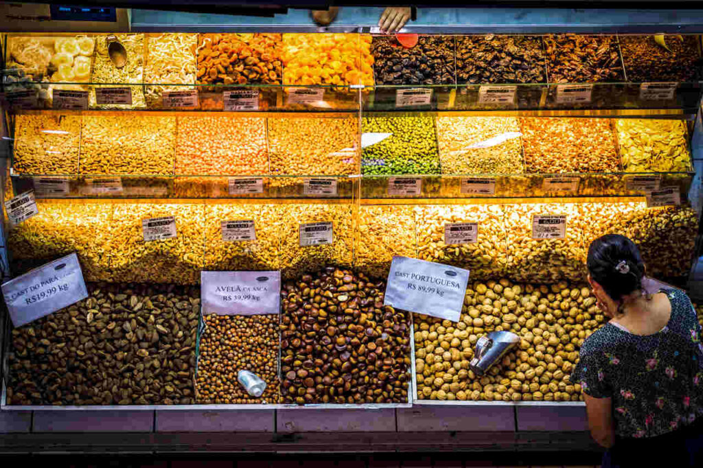 Barraca de castanhas no Mercado Central de Belo Horizonte