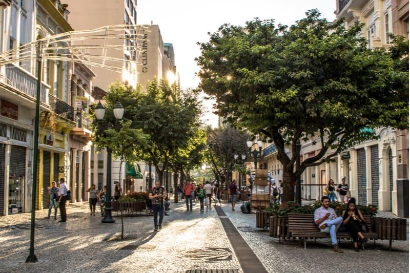calçadão da rua xv de novembro