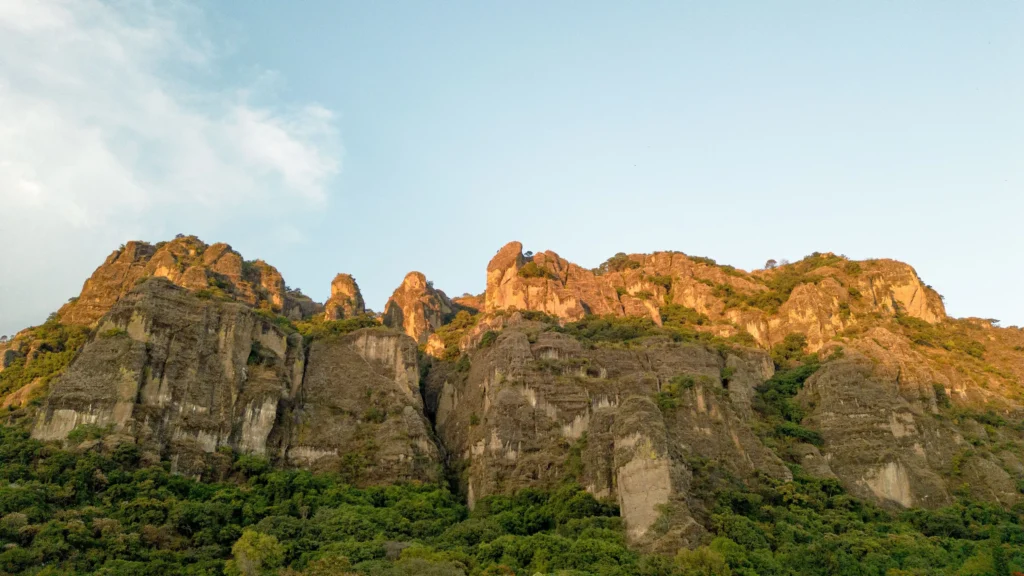 Foto de montañas en Tepoztlán.