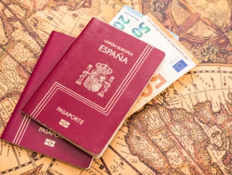 requisitos para viajar a españa desde ecuador
