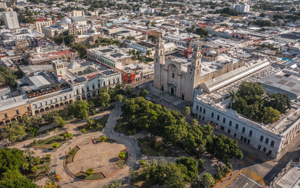 Plaza grande en merida 