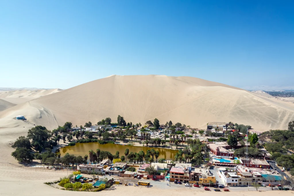 Oasis del desierto de Huacachina