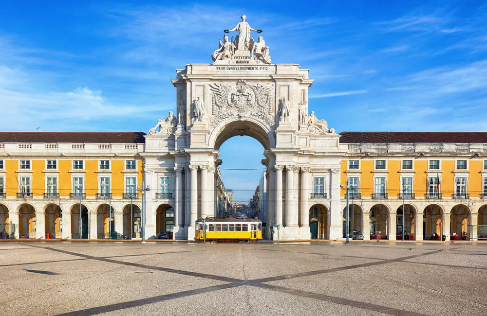 Foto do Terreiro do Paço (Praça do Comércio) em Lisboa, em Portugal.