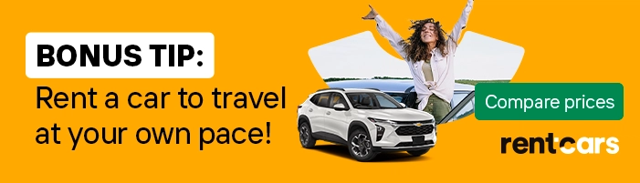 Banner with extra tip text: compare prices and rent a car in one place with a link that takes you to Rentcars car rental website.